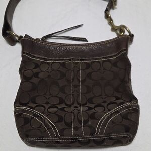 Coach Vintage 06 Signature Shoulder/Crossbody 10402